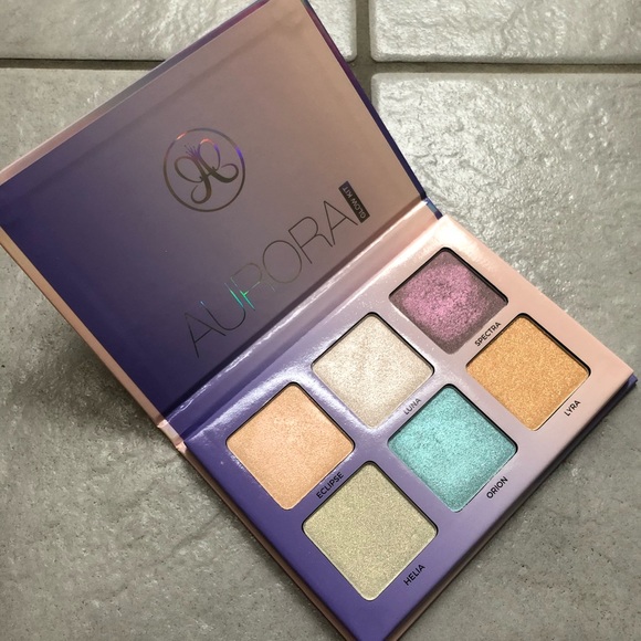 Anastasia Beverly Hills Other - Anastasia Beverly Hills Aurora Glow Kit